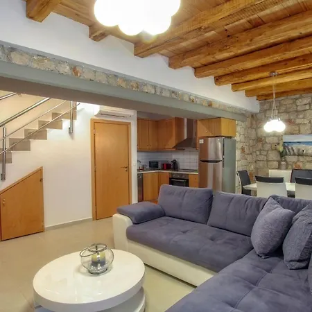 Vila Executive Rhodes Barbie 2 Bedroom With Sea Views Pefkos
